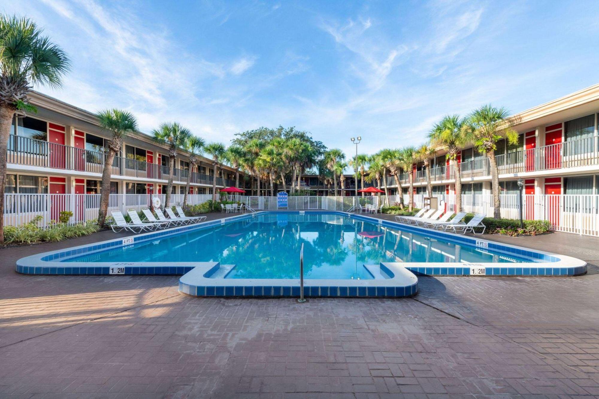 Ramada By Wyndham Kissimmee Gateway Hotel Orlando Kültér fotó
